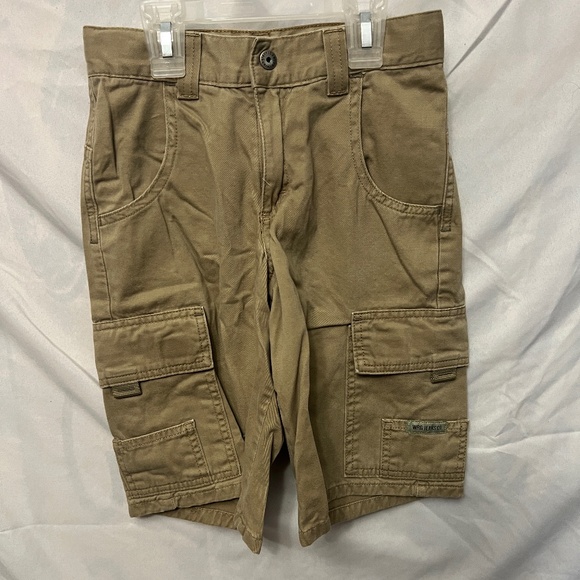 Boys Wrangler Size 8 Regular tan shorts - Picture 1 of 3